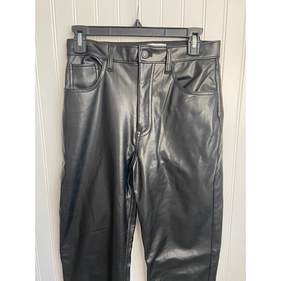 Abercrombie & Fitch 90s Straight Ultra High Rise Vegan Leather Pant Size 6 Black - Picture 2 of 5